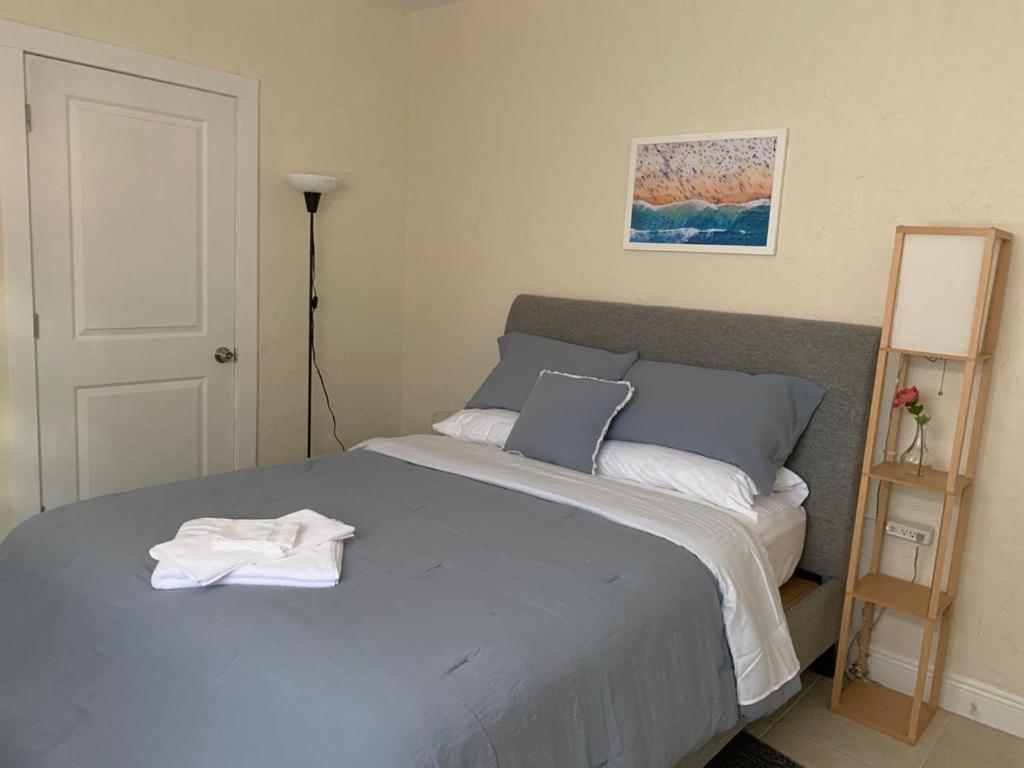 Pretty Private Room, Near The Airport - Free Parking - 01 Miami Ngoại thất bức ảnh