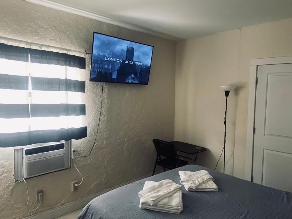 Pretty Private Room, Near The Airport - Free Parking - 01 Miami Ngoại thất bức ảnh