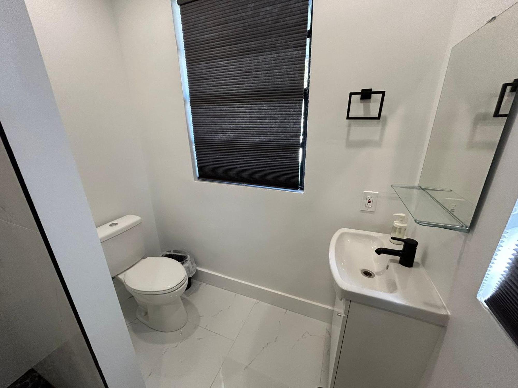 Pretty Private Room, Near The Airport - Free Parking - 01 Miami Ngoại thất bức ảnh